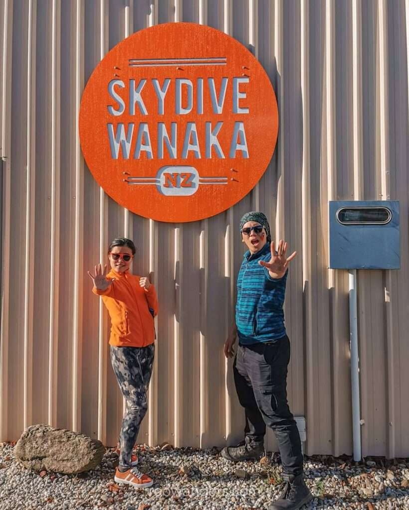 Sky Diving, Wanaka, New Zealand - RooWanders