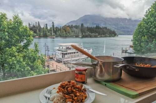 Lunch at Absoloot Hostel, overlooking Lake Wakatipu, Queenstown, New Zealand - RooWanders