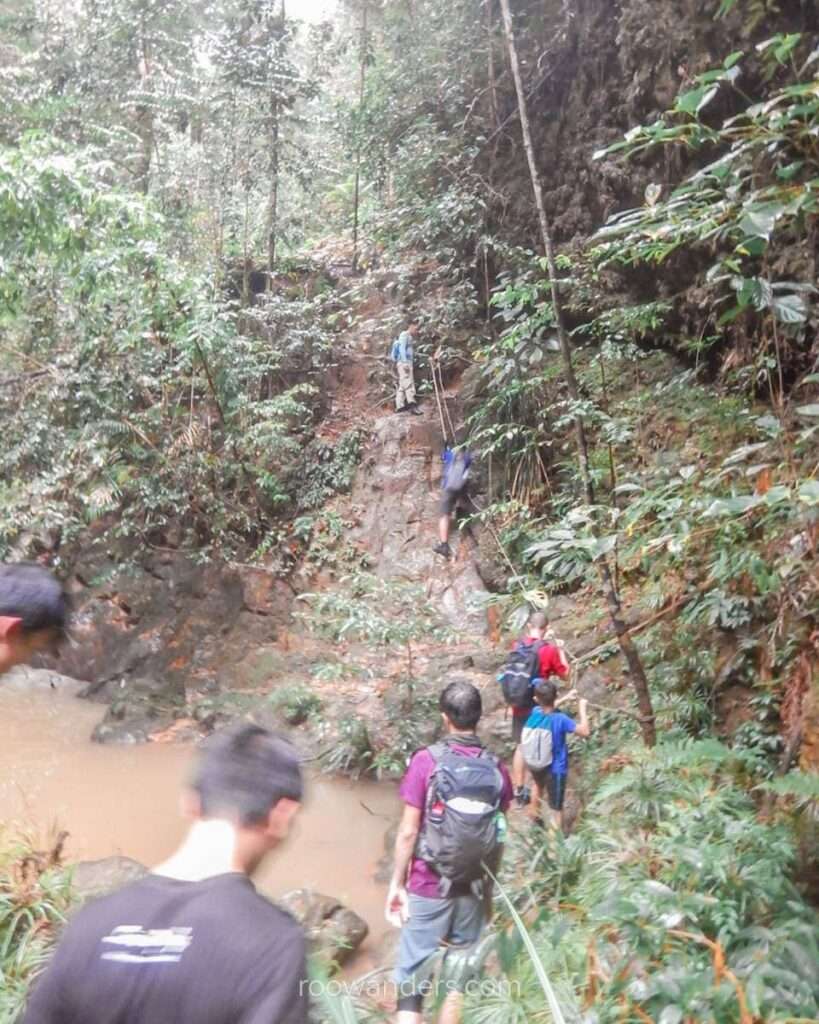 Bukit Sisek & Pelepah Falls - RooWanders