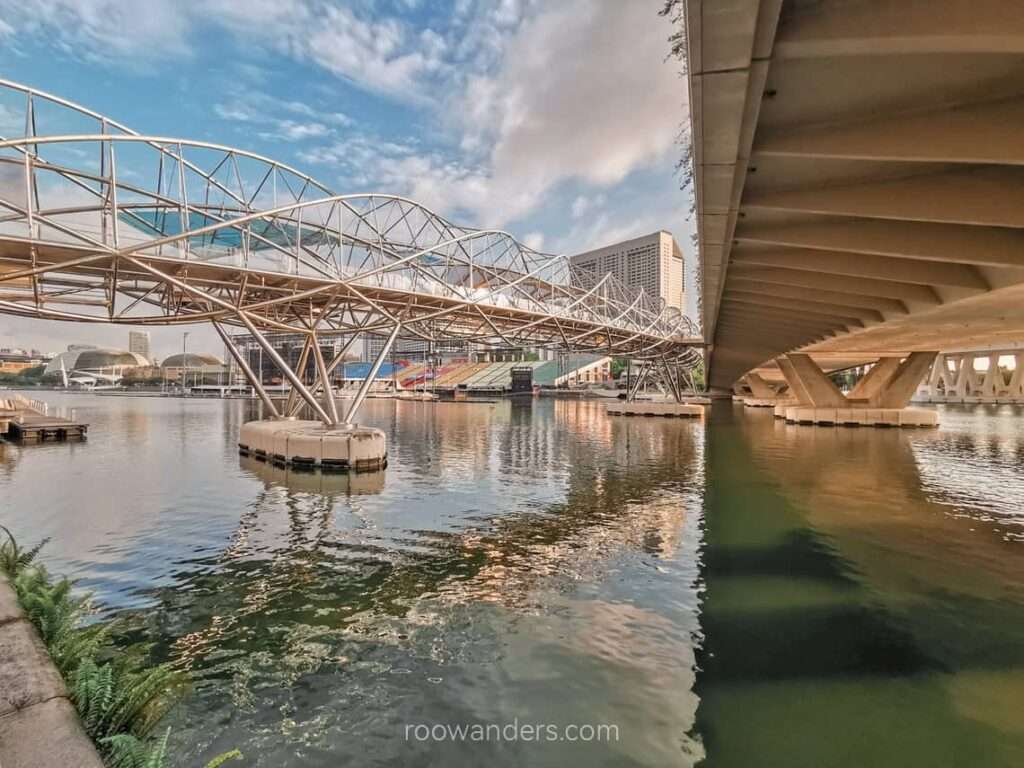 Helix Bridge, Singapore - RooWanders