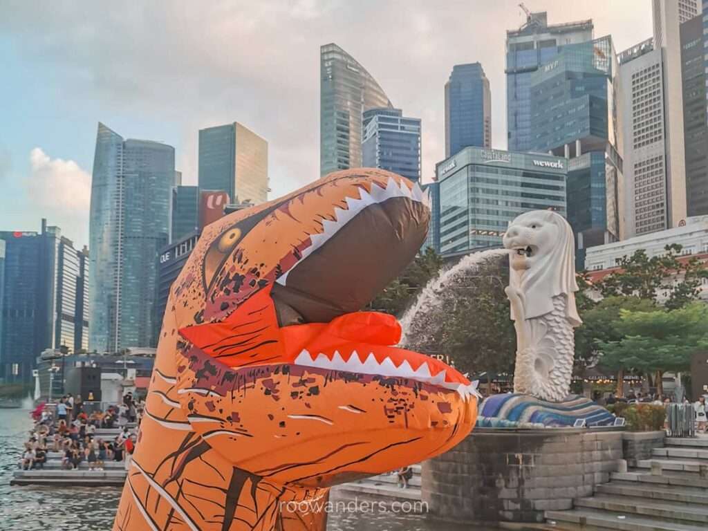 Merlion with a dinosaur, Singapore - RooWanders