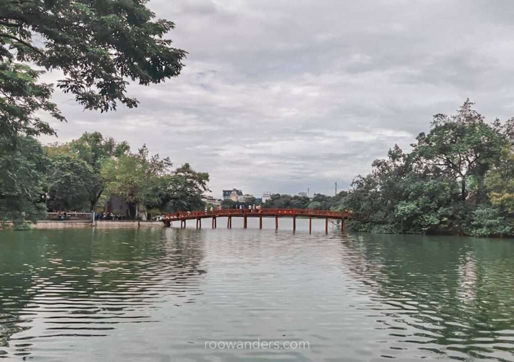 Hanoi Hoan Kiem Lake - RooWanders