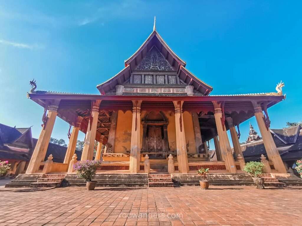 Vientiane Wat Sisaket, Laos - RooWanders
